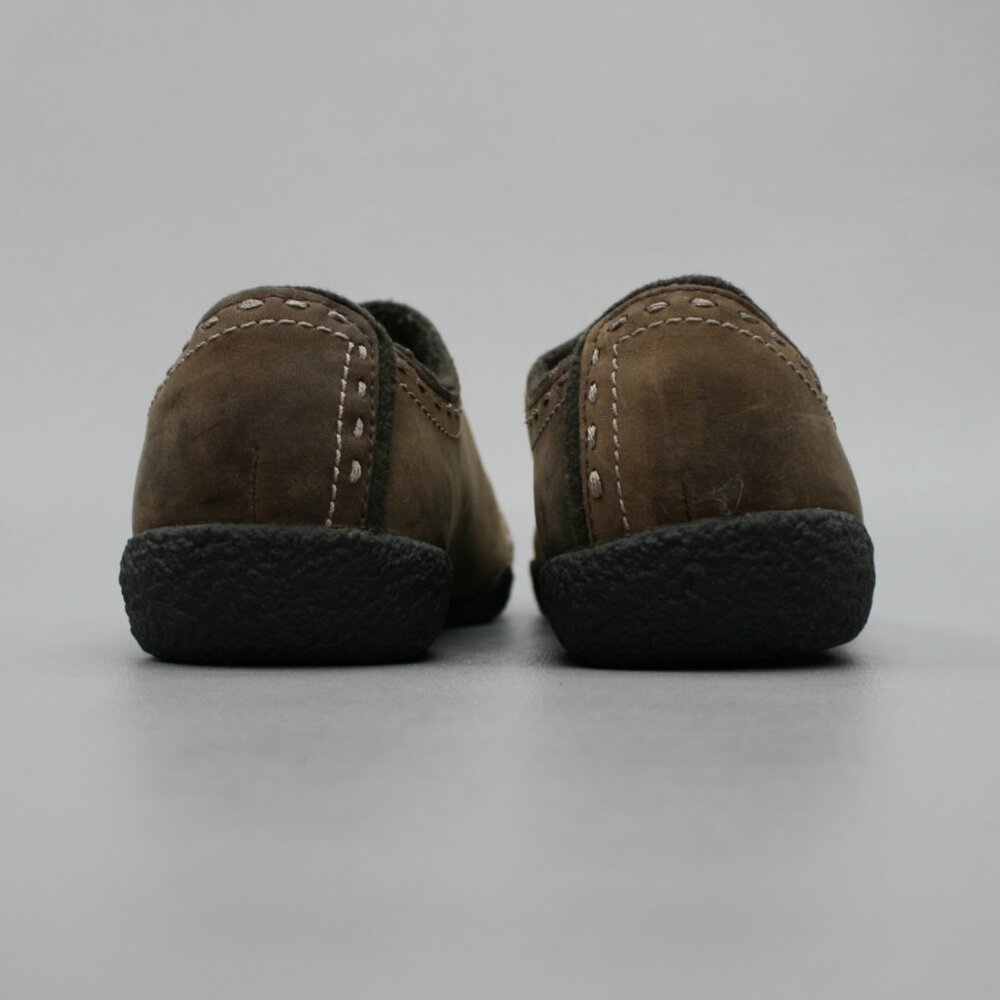 Keen Brown Flats with Durable Rubber Sole and Slip-On Design - Picture 3 of 12